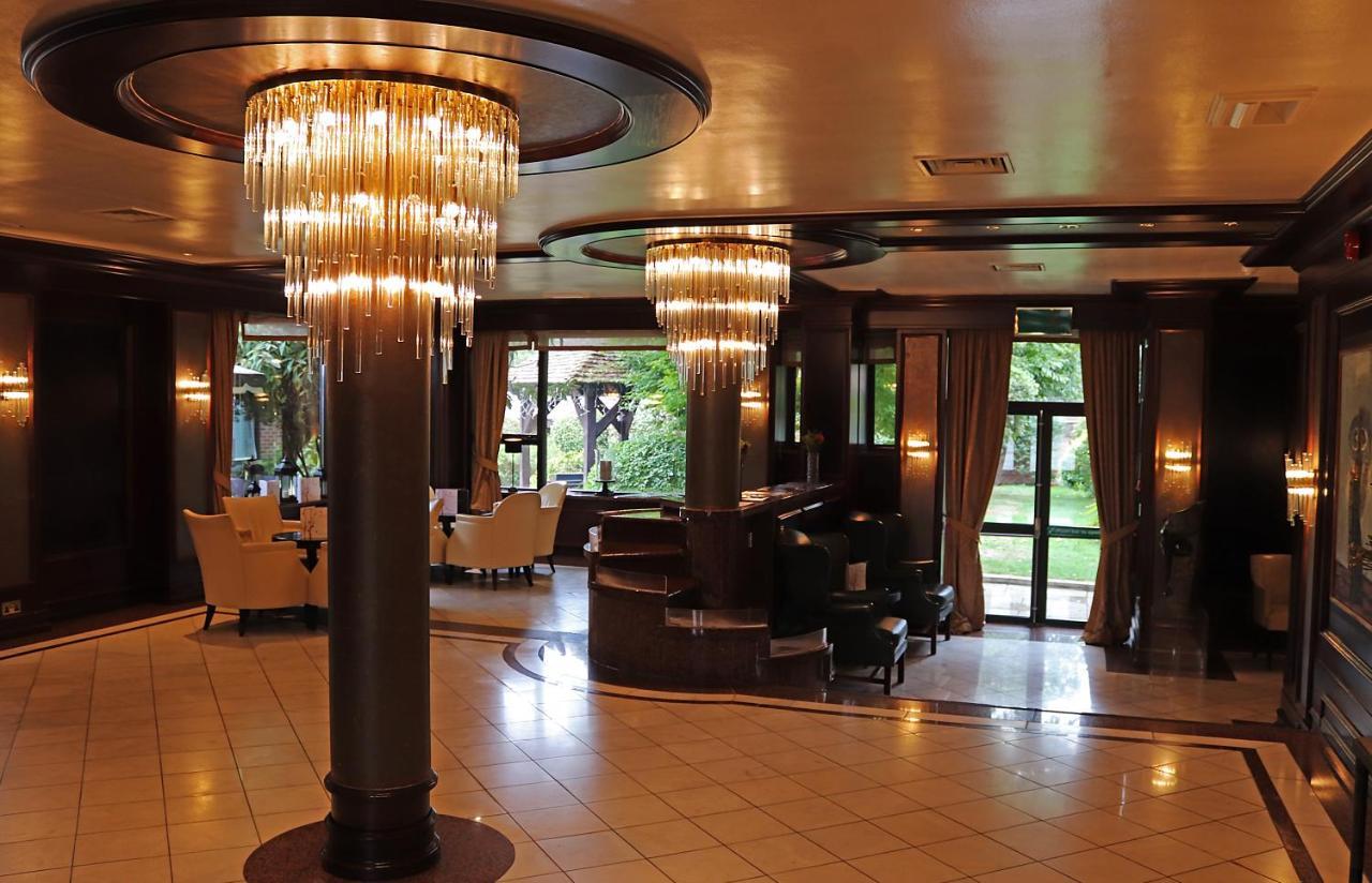 Fredrick'S Hotel Restaurant Spa Мейденгед Екстер'єр фото
